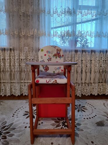 стол и стулья для гостиной: Детские стол