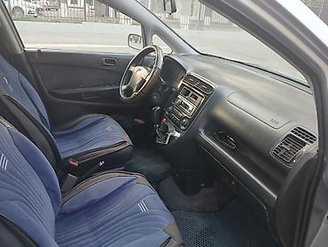 mazda mx 3: Honda Stream: 2003 г., 1.7 л, Механика, Бензин — 5