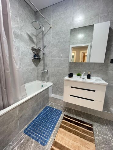 Посуточная аренда квартир: 2 комнаты, Душевая кабина, Постельное белье, Кондиционер — 2