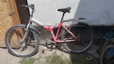 велосипед красный: Продается велосипед з б/у, находится в киркомстроме
