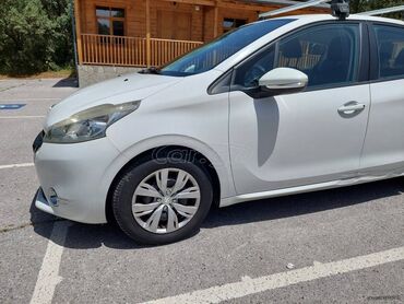 Peugeot: Peugeot 208: 1.2 l. | 2015 έ. 123000 km. Χάτσμπακ — 13