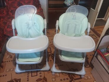 детский стол и стул: Стульчик для кормления Б/у