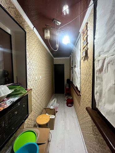 Продажа квартир: 5 и более комнат, 140 м² — 2