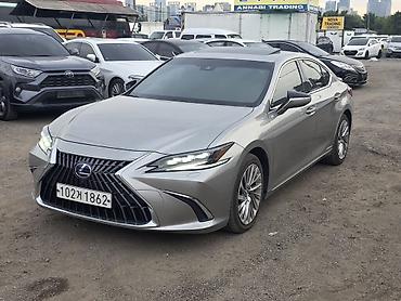 лехсу: Lexus ES: 2022 г., Гибрид, Седан — 1