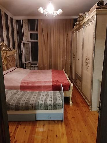 Mənzillər: Qaracuxurda Oz şexsi evimdir satiram,9/7 orta blok2 otaqLeninqrad — 6