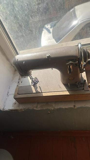кир жуучу машиналар алам: 🧵 Продам раритетную швейную машинку! Машинка в рабочем состоянии — 2