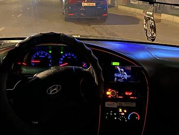 hyundai elantra 2 0: Hyundai Elantra: 2004 г., 1.6 л, Механика, Бензин, Седан — 5