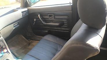 bud e9: BMW 5 series: 1984 г., 3 л, Механика, Бензин, Седан — 4