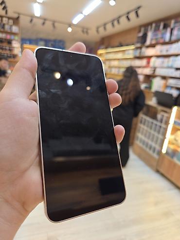 17 про сколько стоит: Samsung Galaxy S24+ 12/256 ГБ - Экран: 6.7" Dynamic AMOLED 2X, 120 — 6