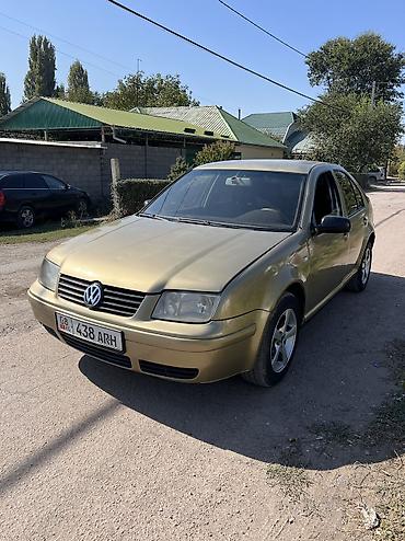 Volkswagen: Volkswagen Bora: 2003 г., 2 л, Механика, Бензин, Седан — 2