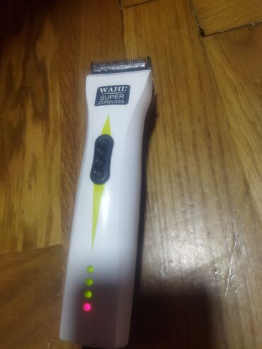 Mašinice za šišanje: Masinica Wall na baterije dobra sa dodacima

Mirjevo — 1