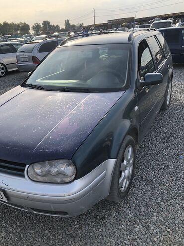 автомобиль универсал: Volkswagen Golf: 2003 г., 2 л, Механика, Бензин, Универсал