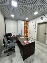 офисное помещение ош: Сатам Офистик 46 кв. м, Ремонту бар, Эмереги менен, Көп кабаттуу имарат, 1 кабат