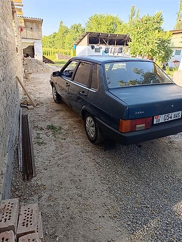 5: ВАЗ (ЛАДА) 21099: 2000 г., Седан — 2