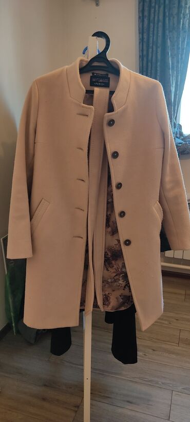 продаю женское пальто: Пальто, L (EU 40)