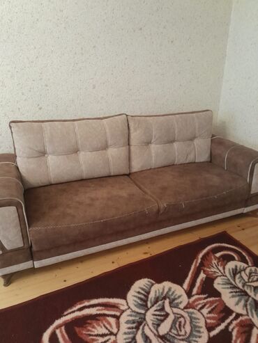 Divan, Divan, Bazasız, Açılmayan