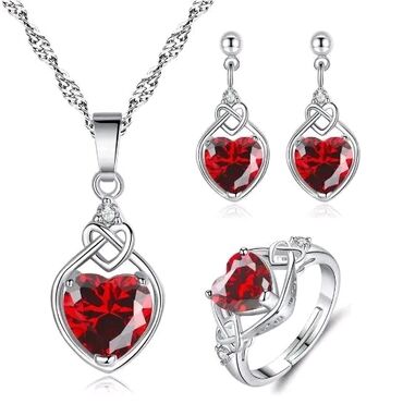 Setovi nakita: Prelep komplet sa crvenim cirkonima