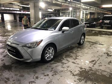 форанер тайота: Toyota Yaris: 2017 г., 1.6 л, Автомат, Бензин