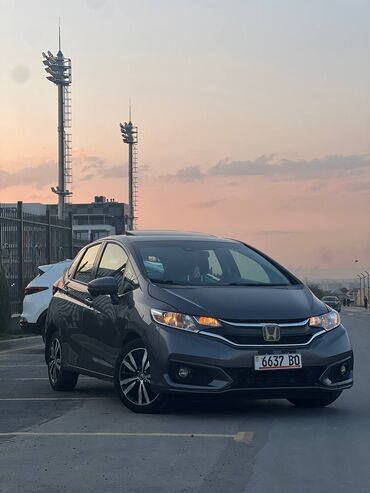 runx alex: Honda Fit: 2019 г., 1.5 л, Типтроник, Бензин, Хэтчбэк