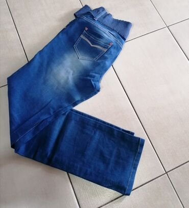 Farmerke: Prelepe farmerice
Kao nove
Vel 31
Povoljno — 4