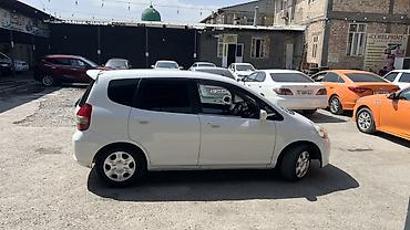 jac m3: Honda Fit: 2003 г., 0.3 л, Автомат, Бензин, Хэтчбэк — 2