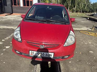 Honda Fit: 2006 г., 1.4 л, Автомат, Бензин, Хэтчбэк