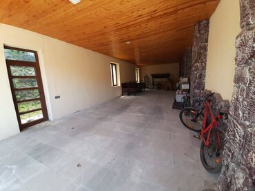 Həyət evləri və villaların satışı: Mərdəkan 5 otaqlı, 182 kv. m, Orta təmir — 22