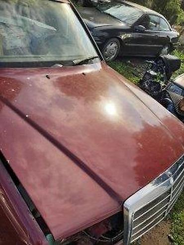 pezo 1: HAUBA MERCEDES W124 | Perfektna — 1