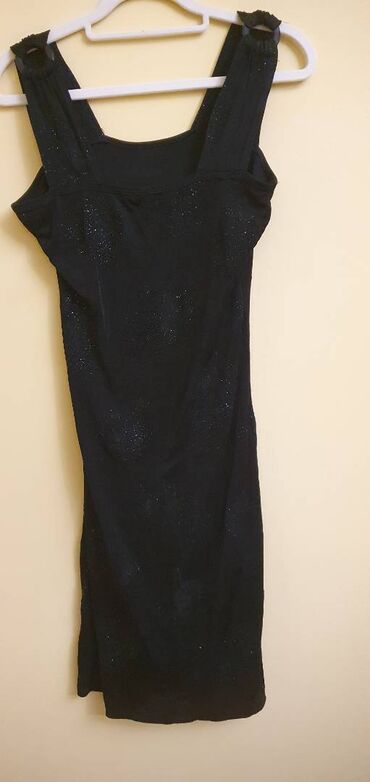 Haljine: Haljine L/XL veličina. Elegantne i svečane. Cena 900-1500din. Neke su — 10