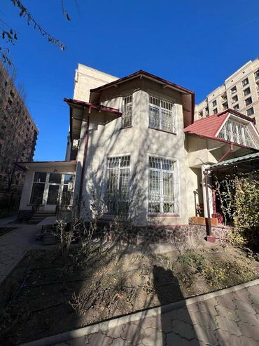 Долгосрочная аренда домов: 400 м², 10 комнат — 16