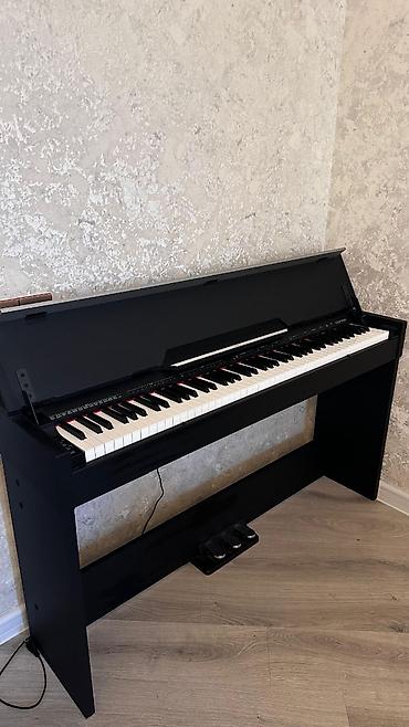 rock gitara: Piano, Rəqəmsal, Yeni, Ünvandan götürmə — 1