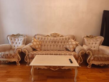 Klassik divan, Divan, Bazasız, Açılmayan