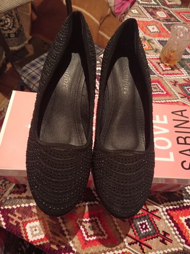 Женская обувь: Туфли, цвет - Черный, Новый