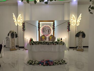 вешалки напольные для одежды оригинальные: Salam aleykum gördüyünüz bu dekor satılır Kəpənəklərlə bir yerdə1000