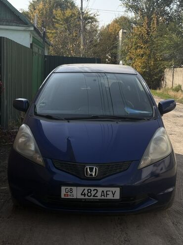 запчасти на грузовые авто бишкек: Honda Fit: 2009 г., Хэтчбэк
