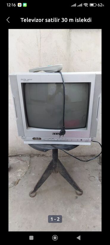 Toy paltarları və aksesuarları: Televizor satilir 20 m