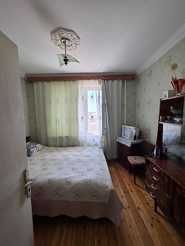 Квартиры: Баку, Пос. Бакиханов, 3 комнаты, Вторичка, м. Нефтчиляр, 75 м² — 5