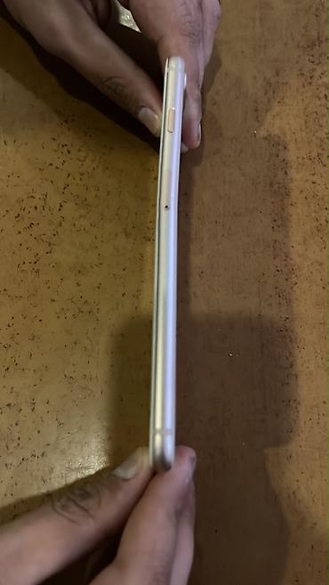 i̇phone 16e: IPhone 8 Plus, 64 GB, Rose Gold, Barmaq izi — 2