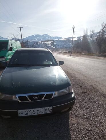 Daewoo: Daewoo Nexia: 2003 г., 1.6 л, Механика, Бензин, Седан