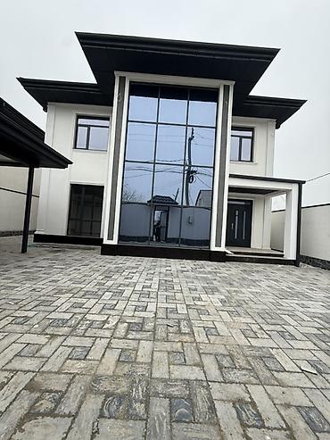 Продажа коттеджей и домов: 🏡ПРОДАЕТСЯ ОСОБНЯК 📍Арча-Бешик 🏠Площадь:200м² 🌿Участок:3сотки — 4