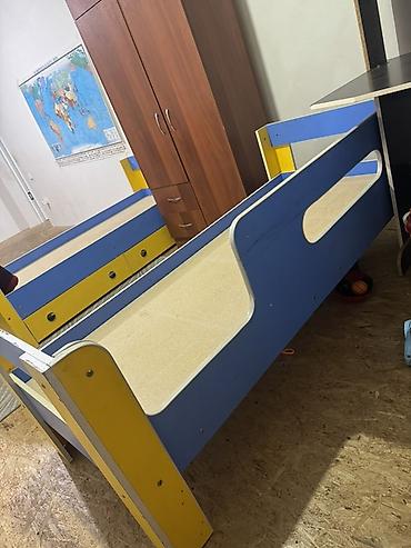 Мебель: Детские кровати 🛏️ (2 шт.) Продаются две одинаковые кровати в хорошем — 2