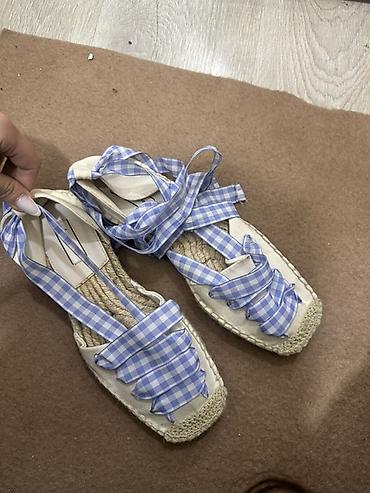 espadril: Məhsul: Qadın espadril sandal

Stradivarius alinib — 1