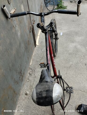 pedallar: İşlənmiş Şəhər velosipedi Stels, 24", Ünvandan götürmə