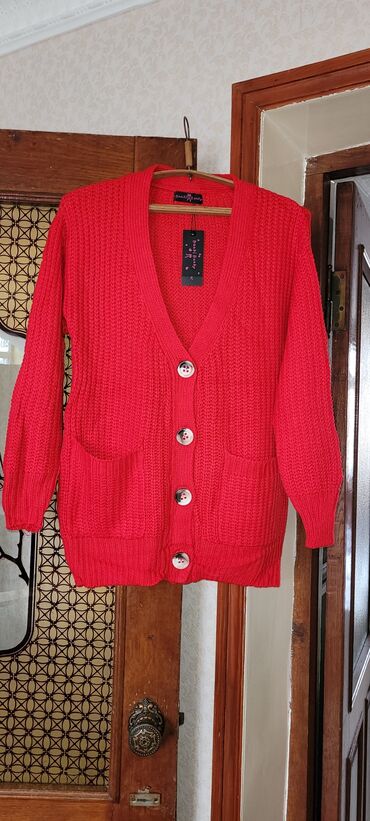 подать объявление: Женский свитер XL (EU 42), цвет - Красный