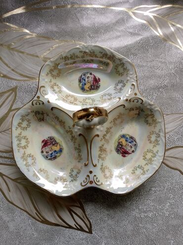 костюмы на хэллоуин в баку: Porcelan üç bölməli qəlyanaltı qabı - Material: incə porselen -