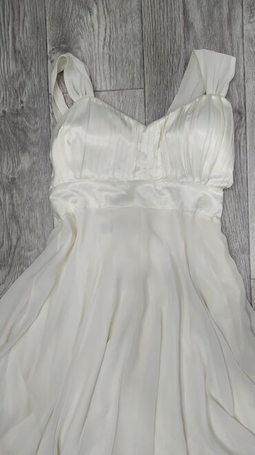 летние платья нарядные: L (EU 40), цвет - Белый, Вечернее