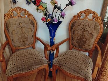 Masa və oturacaq dəstləri: Qonaq otağı üçün, İşlənmiş, Açılan, Oval masa, 8 stul — 7