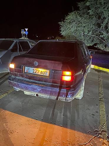 спарк сатуу: Volkswagen Vento: 1992 г., 1.8 л, Кол менен иштөөчү, Бензин, Седан — 2