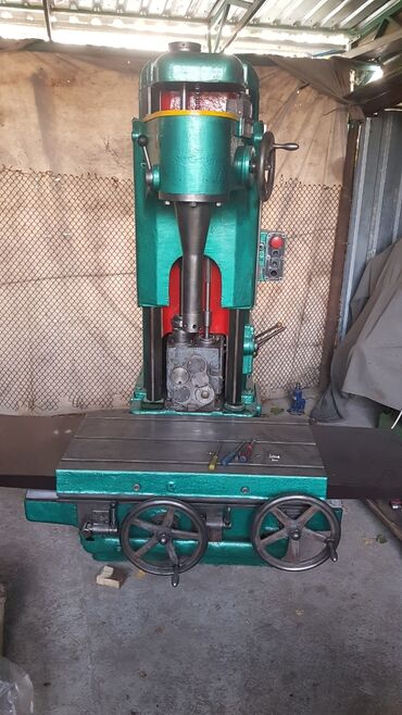 диван надувной туристический: Токардык станок ЧПУсуз, Колдонулган