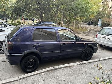 Volkswagen: Volkswagen Golf: 1994 г., 1.6 л, Механика, Бензин, Хэтчбэк — 4